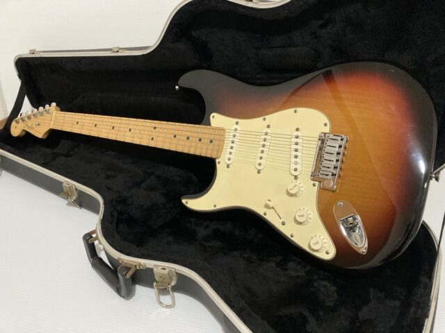 FENDER AMERICAN ST LH 3CS/M